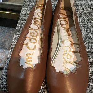 New Sam Edelman Tan Flats
